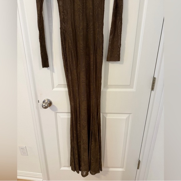 Norma Kamali Long Sleeve Turtleneck Fishtail Gown - Picture 6 of 8